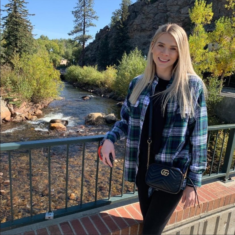 Meet your Posher, Rebecca